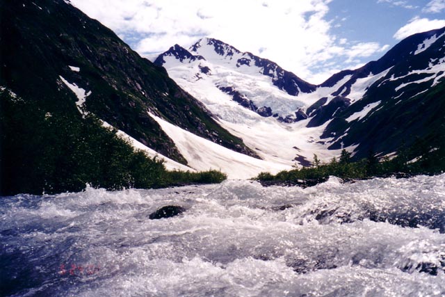 byronglacier-stream_small